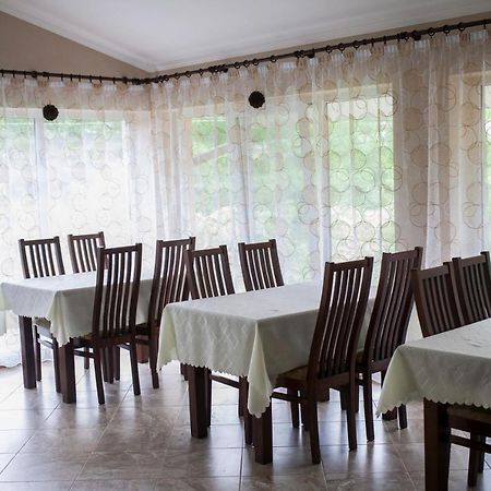 U Eli Hotel Polyana  Bagian luar foto