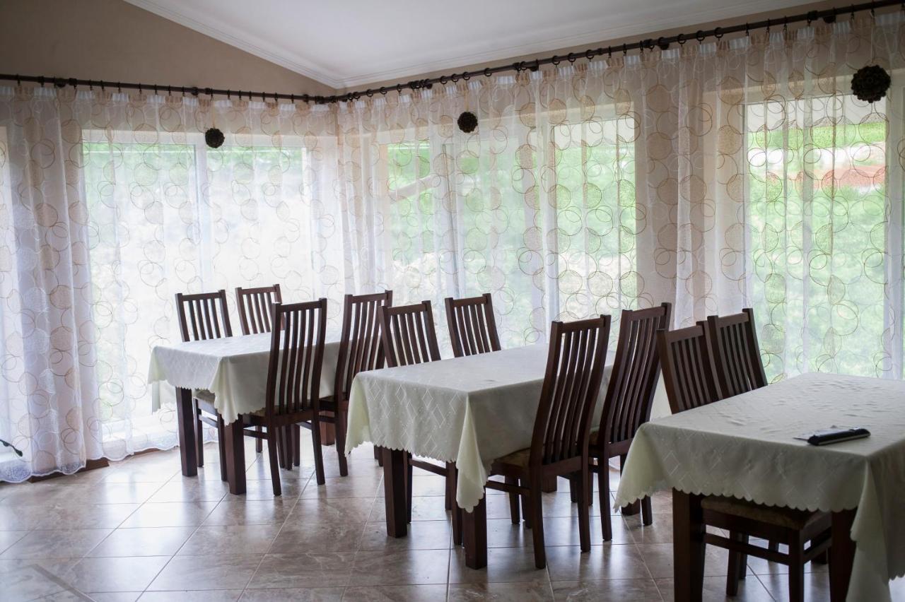 U Eli Hotel Polyana  Bagian luar foto