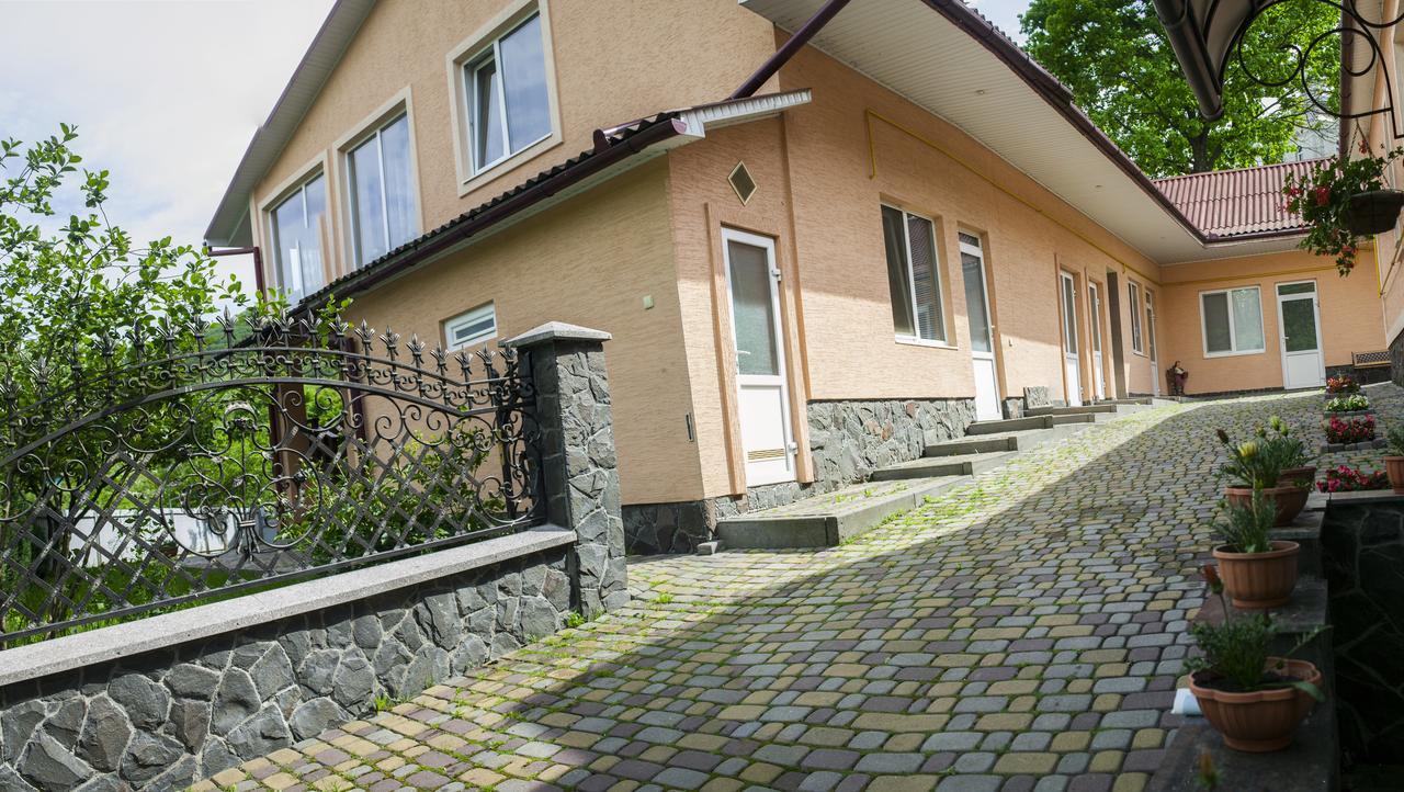 U Eli Hotel Polyana  Bagian luar foto