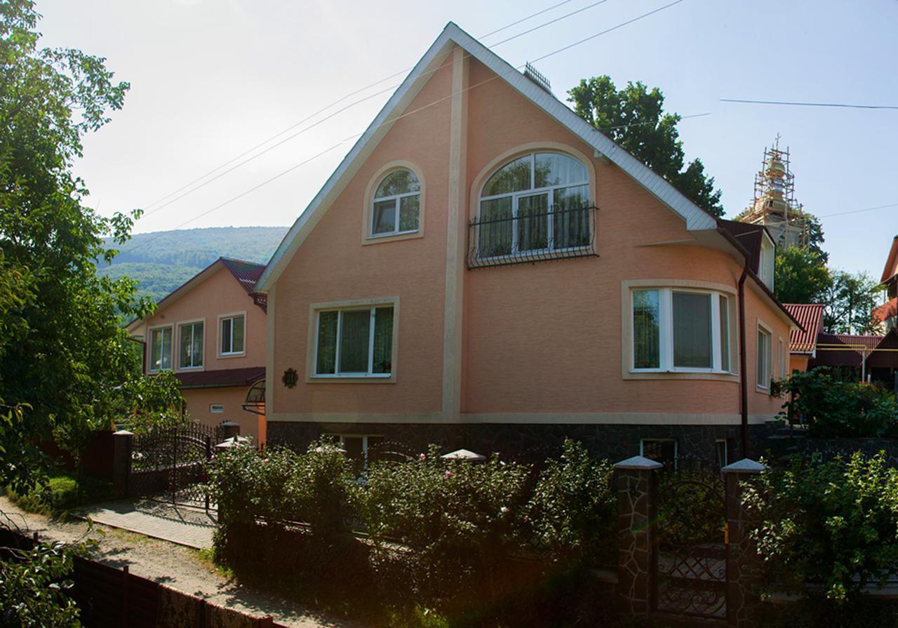 U Eli Hotel Polyana  Bagian luar foto