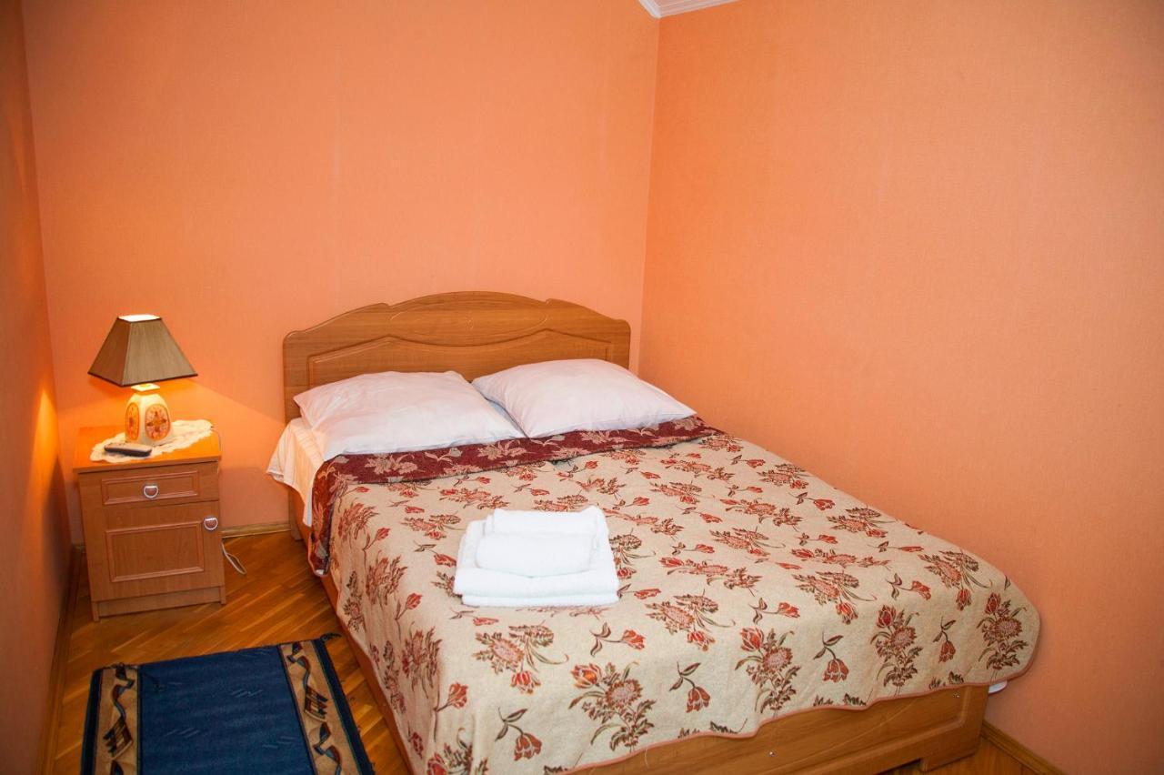 U Eli Hotel Polyana  Bagian luar foto