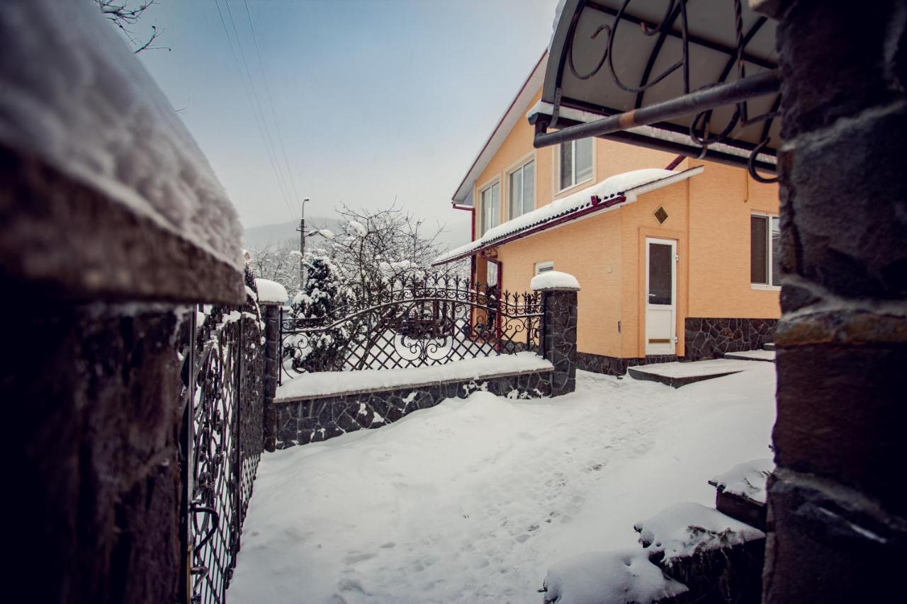 U Eli Hotel Polyana  Bagian luar foto