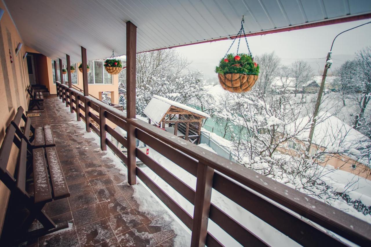 U Eli Hotel Polyana  Bagian luar foto
