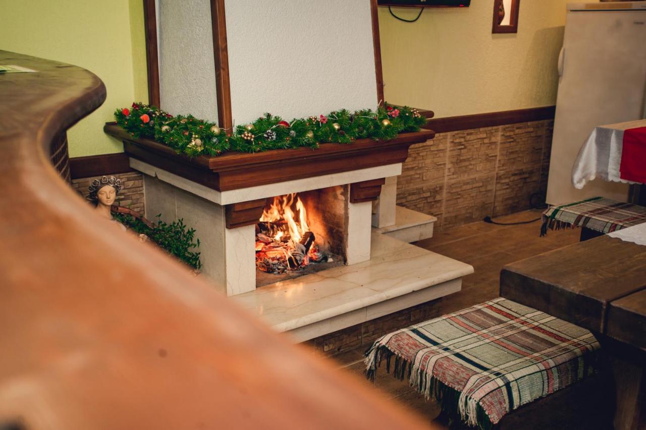 U Eli Hotel Polyana  Bagian luar foto